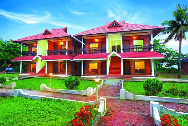Leisure Vacations Gold Field Lake Resort, Kumarakom Exteriör bild