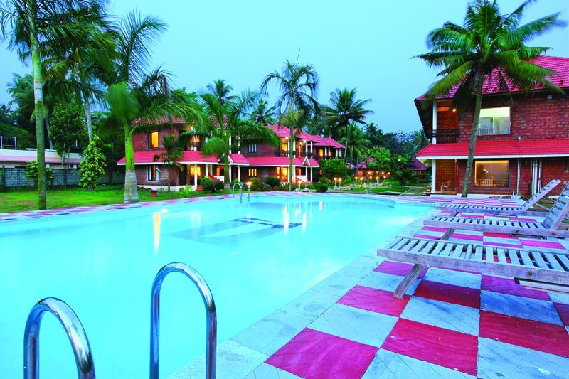 Leisure Vacations Gold Field Lake Resort, Kumarakom Exteriör bild
