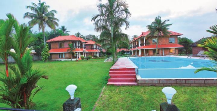 Leisure Vacations Gold Field Lake Resort, Kumarakom Exteriör bild